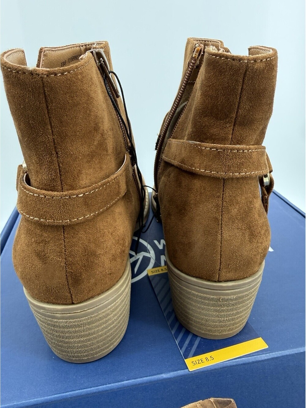 White Mountain Women's Faux Suede Zip-Up Ankle Boot Chestnut Brown Size 8.5 New - Picture 3 of 4